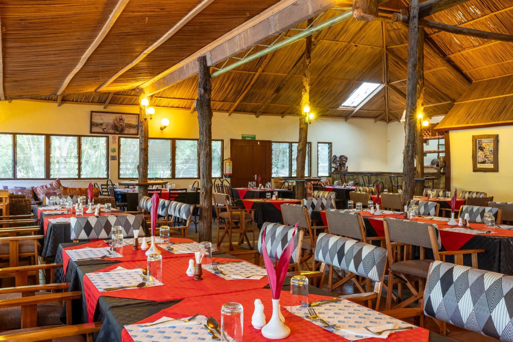 Sentrim Mara Lodge Ololaimutiek Eksteriør billede
